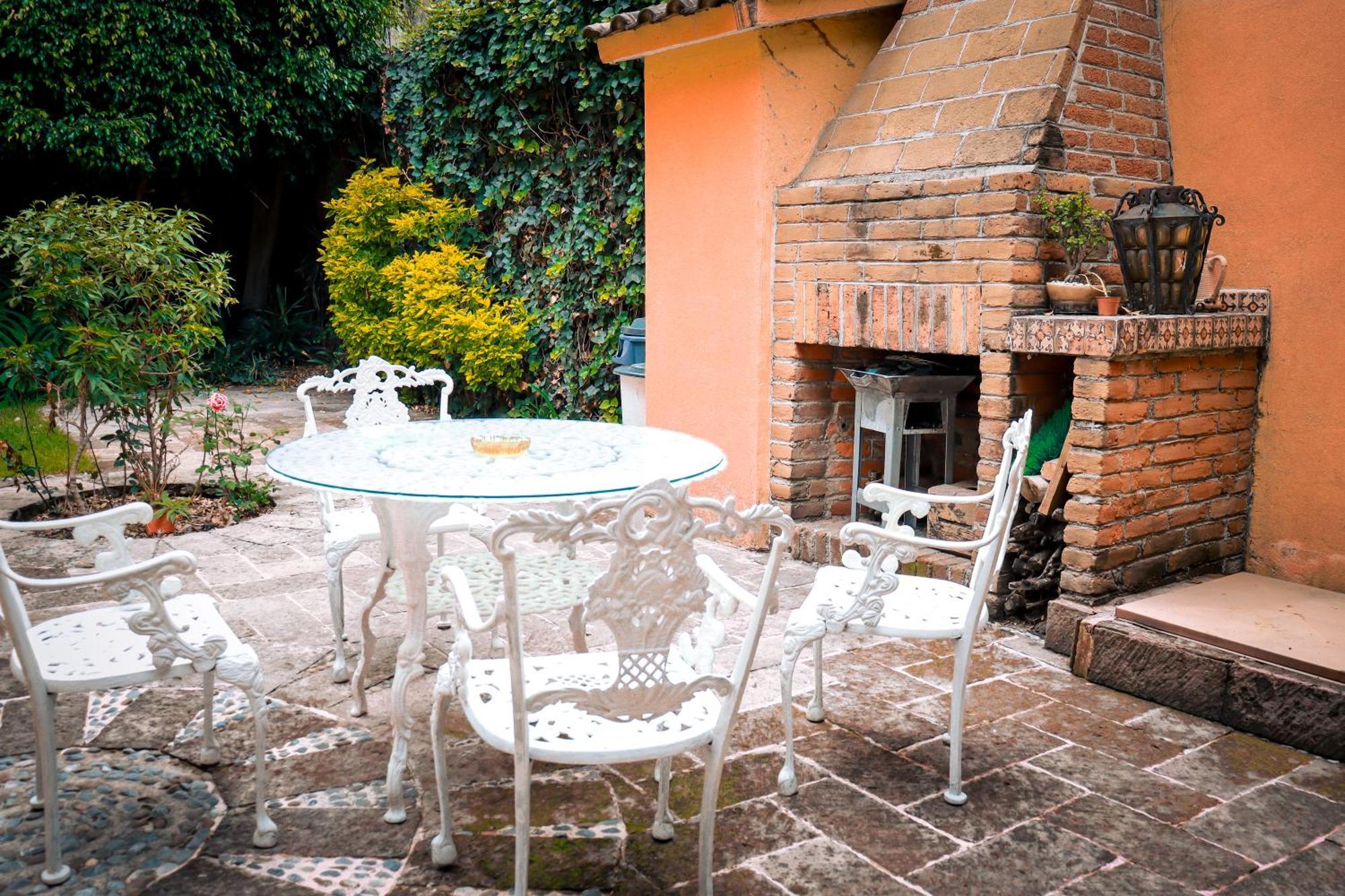 Suites Cuija Coyoacan Мексико Сити Екстериор снимка